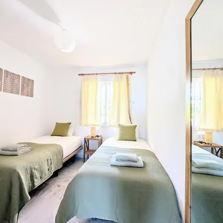 Miraflores Maritimo Seaview Apartment