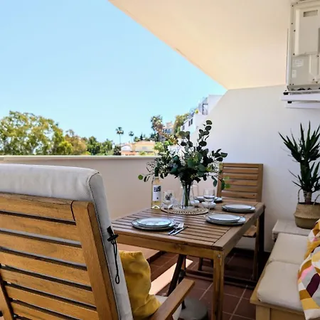 Miraflores Maritimo Seaview Apartment *